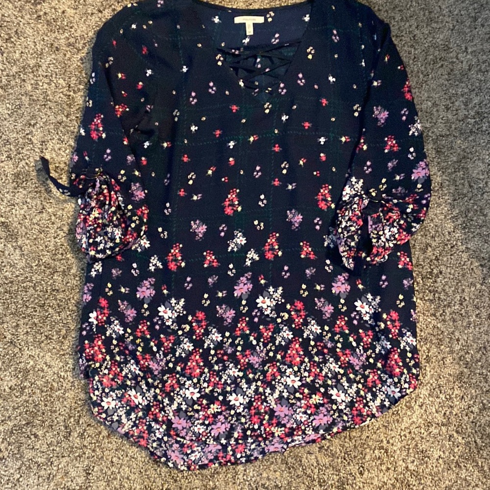 Beautiful floral cross front blouse